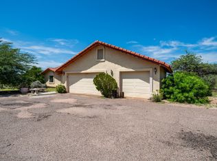 10712 E Hummingbird Ln, Gold Canyon, AZ 85118