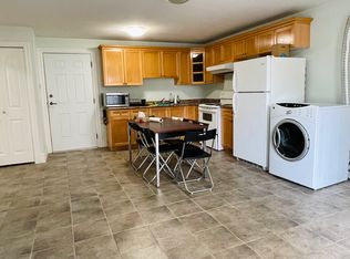 4569 Watling St, Burnaby, BC V5J 1V9