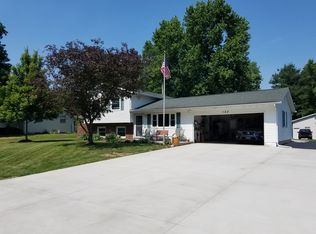 153 River Forest Rd, Pataskala, OH 43062