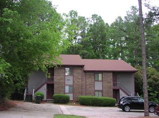912 Hearthridge Ct, Raleigh, NC 27609