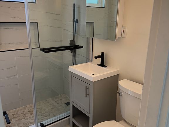 3rd image of 2848 Nina St #1