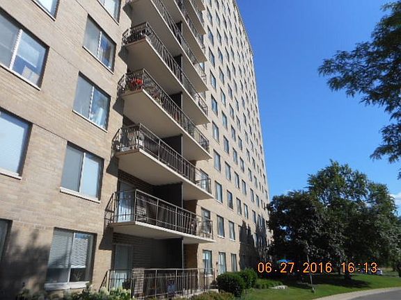 2nd image of 7033 N Kedzie Ave APT 816