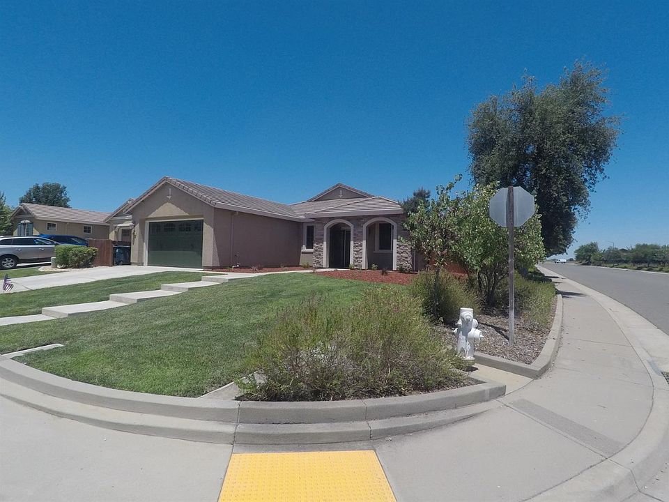 1st image of 12385 Canyonlands Dr
