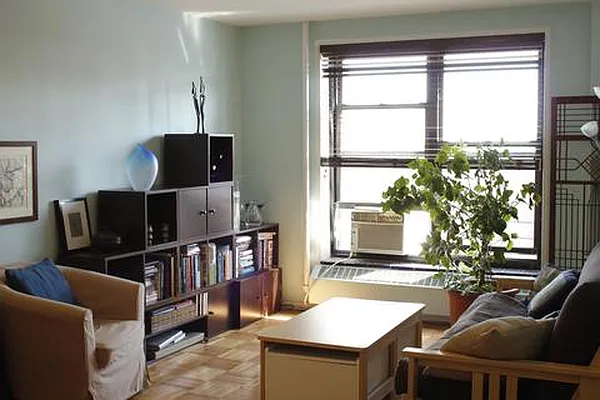 Sold by Real Direct | media 9