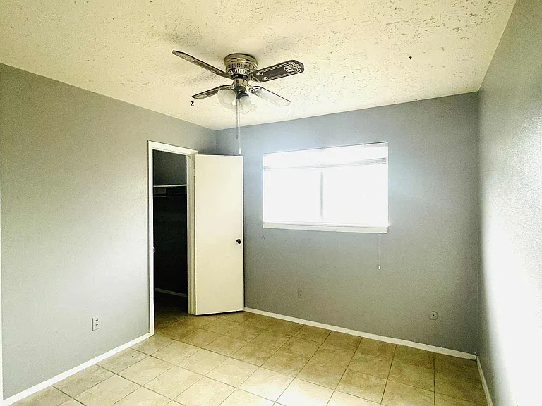 11703 Bonaparte Dr — Photo 8
