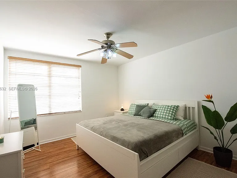 1150 Euclid Ave #205 — Photo 9