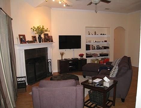 5th image of 399 Eastshore Dr