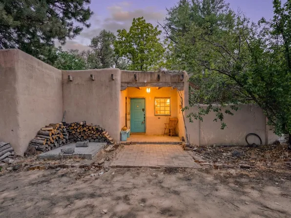 11 Calle Escuela Vieja Rd, Sandia Park, NM 87047
