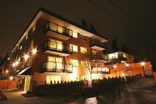 1st image of 845 NE 125th St APT 303