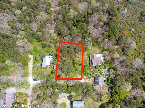 0 Heather Ln, Oak Bluffs, MA 02557