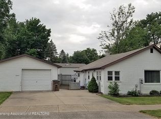1004 Brush St, Portland, MI