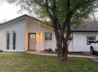 10402 Leaning Willow Dr, Austin, TX 78758