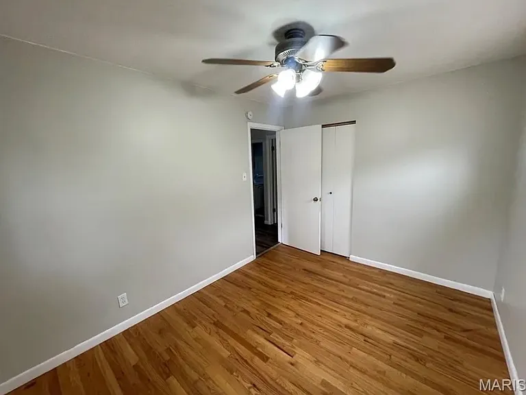 1221 Scott Ave — Photo 13