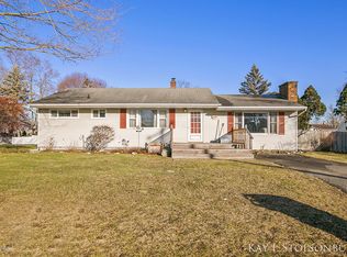 508 Thornton St, Middleville, MI 49333
