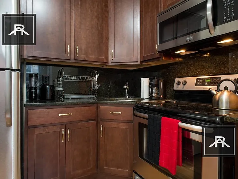 248 Kelton St #7 — Photo 6