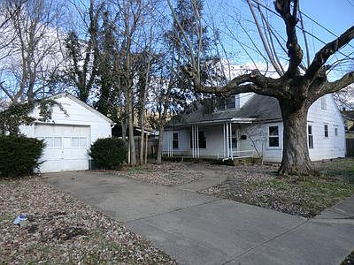 1st image of 101 Elmwood Pl