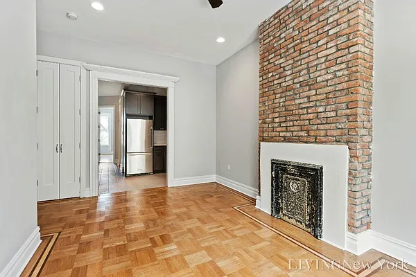 Rented by Living New York | media 36