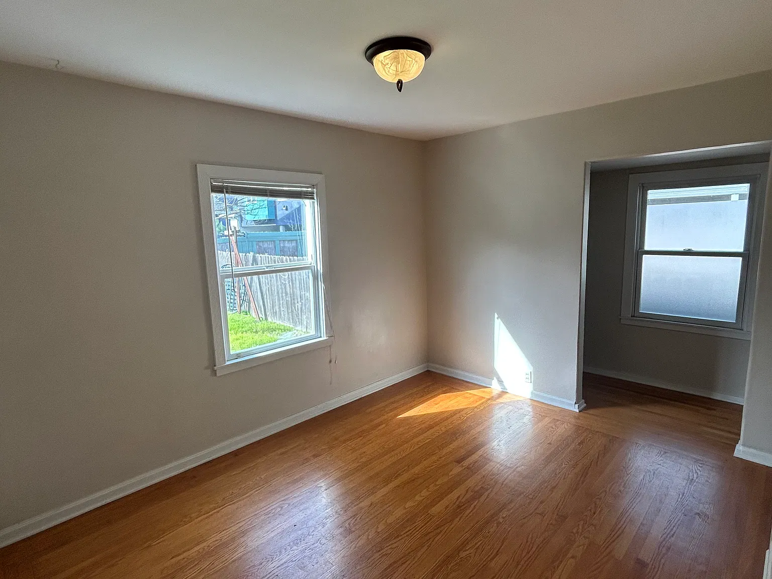 2 bed, 1423 sqft, $2,250 — Photo 4
