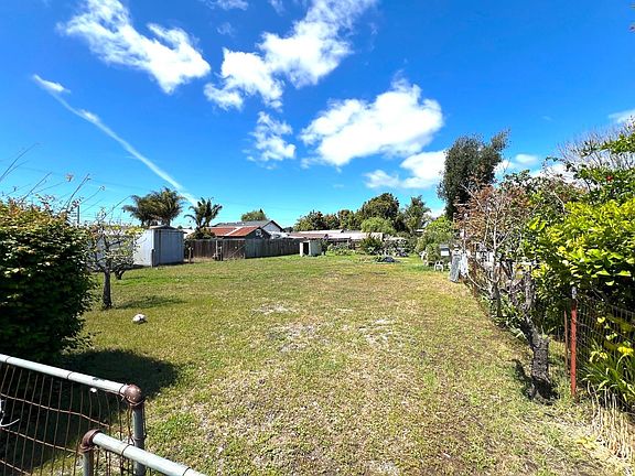 3rd image of 2642C Freedom Blvd