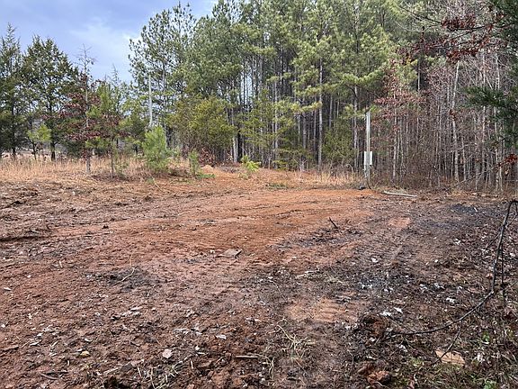 3rd image of 286 County Road 285