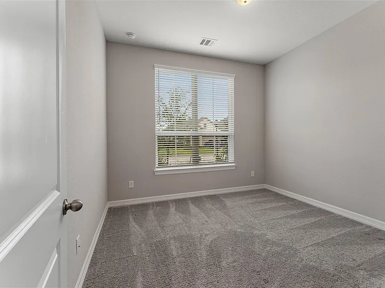 24014 Corinaldo Ct — Photo 11