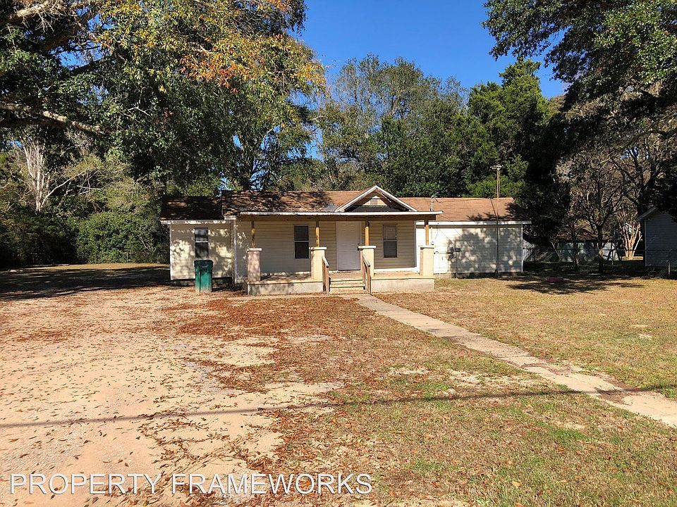 1st image of 3243 E James Lee Blvd