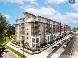 13258 105th Ave #409, Surrey, BC V3T1Y9