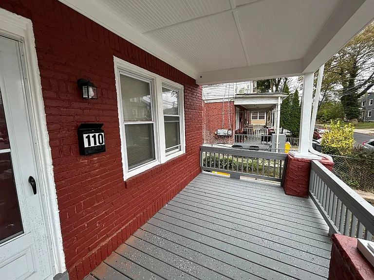 110 Lee Ave #1 — Photo 2