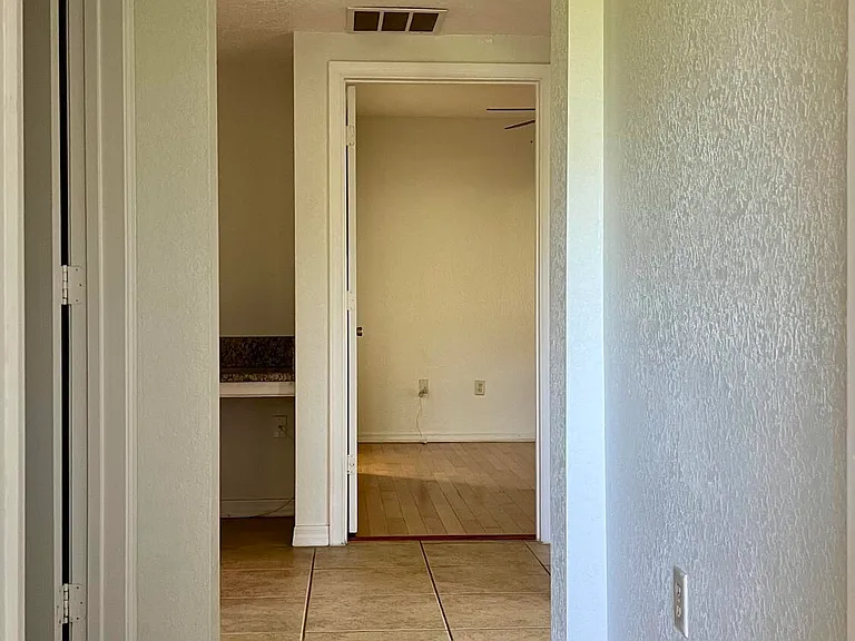 136 SW Peacock Blvd #19-104 — Photo 14