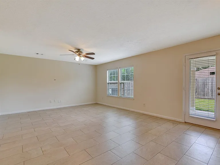 29198 Legends Green Dr — Photo 10