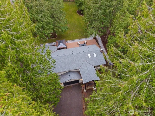 14702 255th Avenue SE, Issaquah, WA 98027