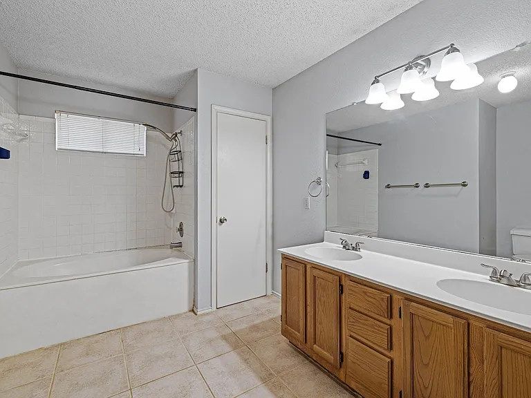 8413 Priest River Dr — Photo 18
