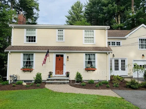 145 Concord Rd, Wayland, MA 01778