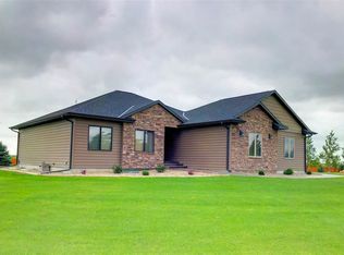 6640 Turkey Ridge Rd, Kearney, NE 68845