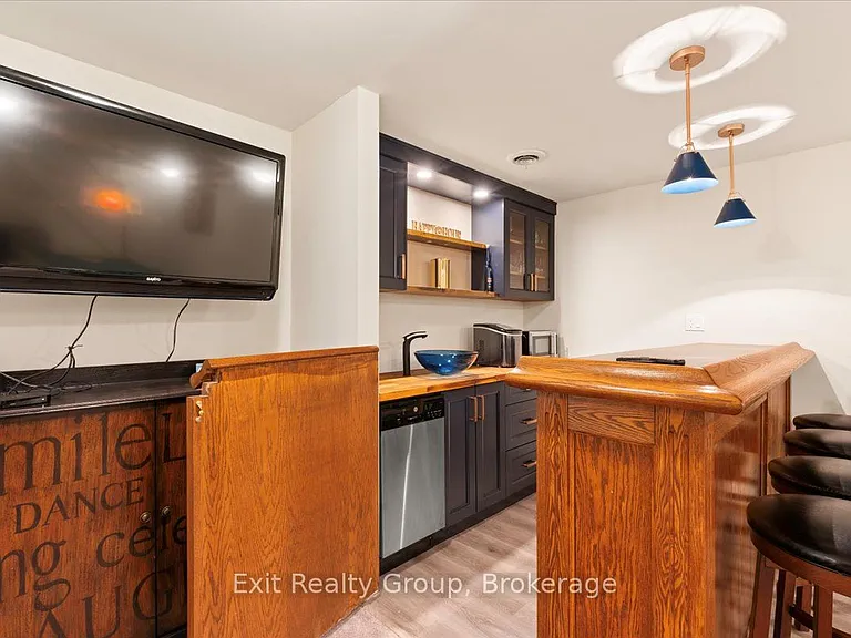 22 Willow Point Rd — Photo 35