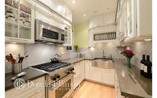 Sold by Douglas Elliman | media 2