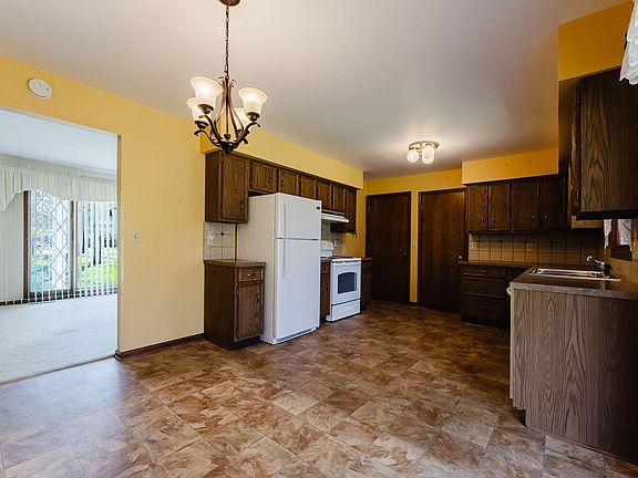 4th image of 4236 White Lake Dr