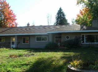 335 N Main St, Lanse, MI 49946