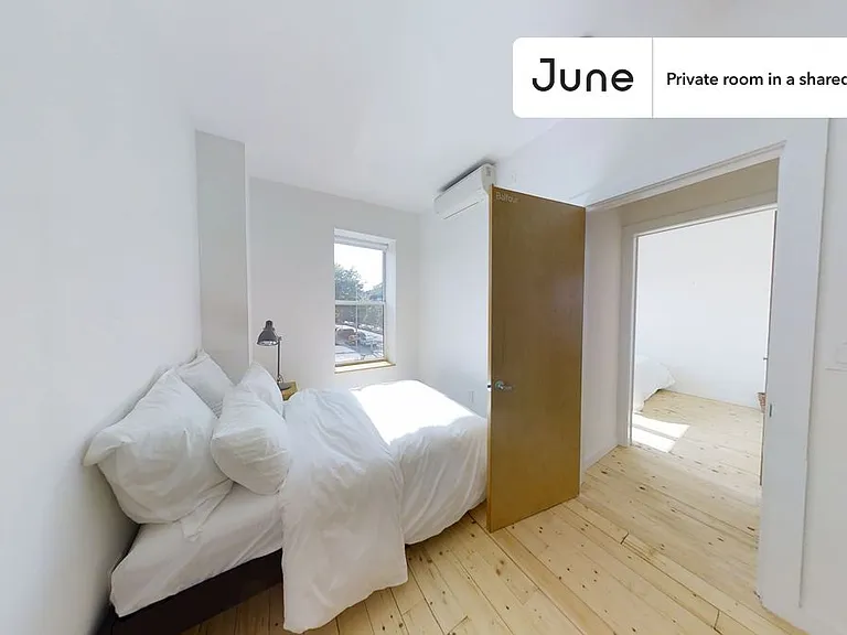 280 Lincoln Rd #C — Photo 1