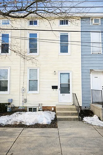 446 Wallace St Photo 1