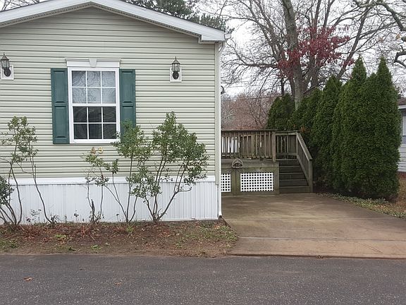 3rd image of 37 Hubbard Ave Unit 43