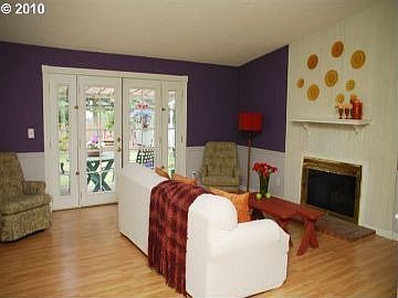 2nd image of 12093 SW Lincoln Ave