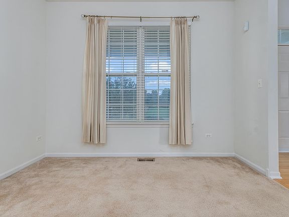 4th image of 769 Heron Point Dr