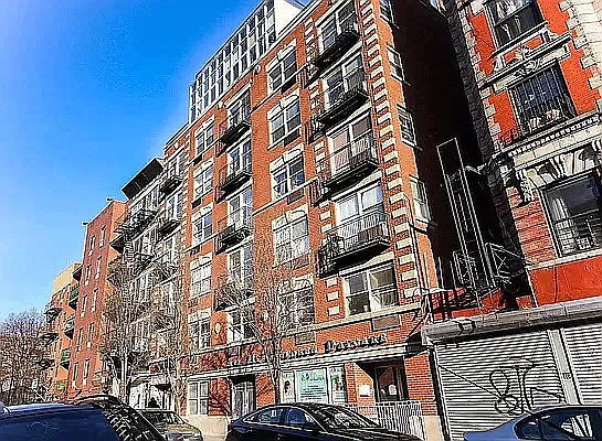 Rented by REAL New York | media 31