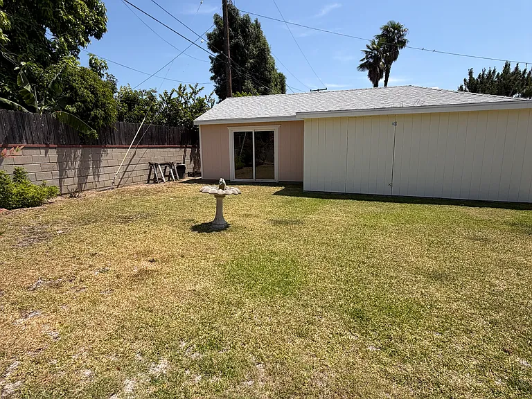 348 N Osborn Ave — Photo 29