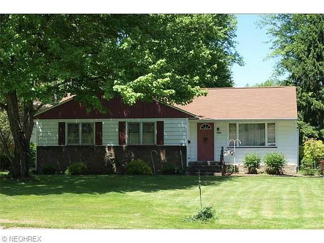 3050 Beal St NW photo 1