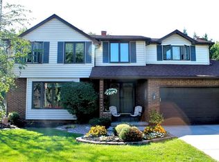 23 Garfield Ct, Depew, NY 14043