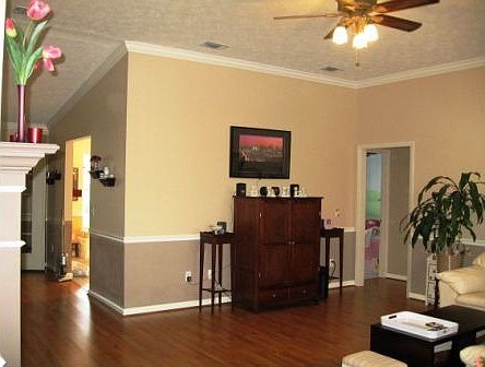 another living room view