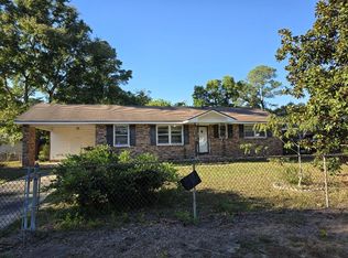 1047 E Sherwood Dr, Sumter, SC 29153