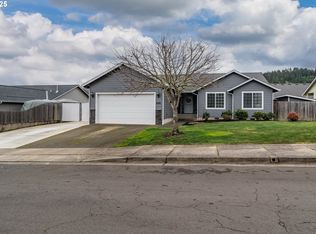 2576 Parkway Ave, Sutherlin, OR
